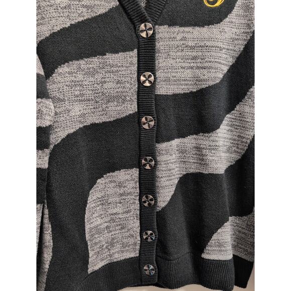 Hot Topic Wicked Elphaba Shiz University Waves Cardigan Sweater L Black Gray - Picture 3 of 5